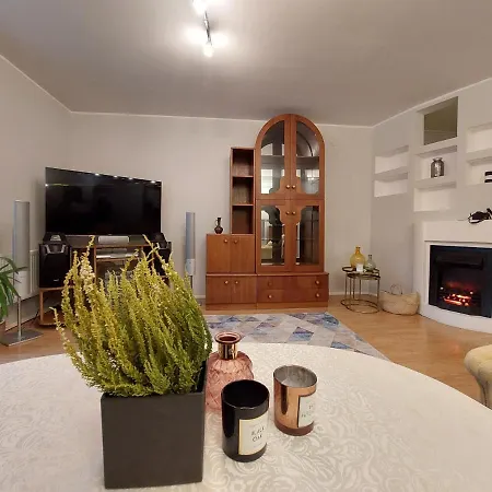 Family House Apartamento *